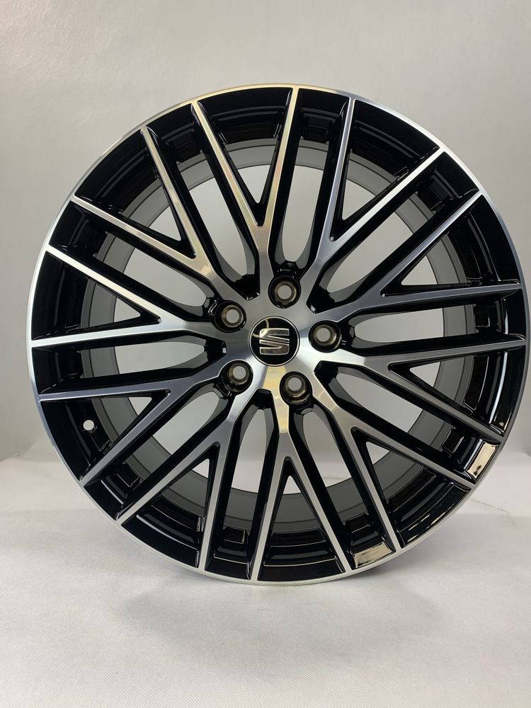 Nowe Oryginalne Felgi 19" ET 50 Seat Leon Cupra/FR - Czarny Połysk