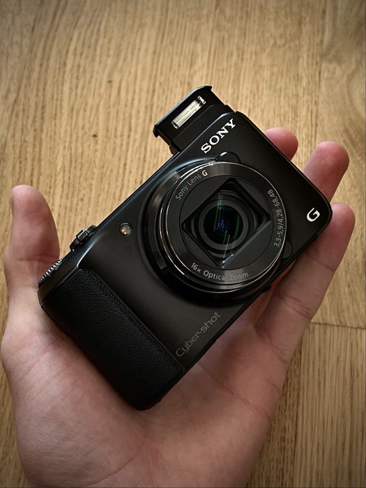 Sony Cyber-shot HX10V стан ідеальний