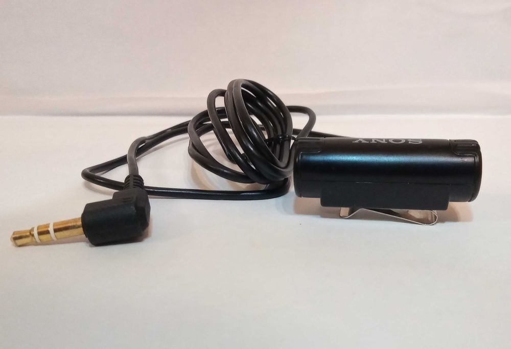 Петличный микрофон Sony от кассетного плеера Sony TCM-200DV