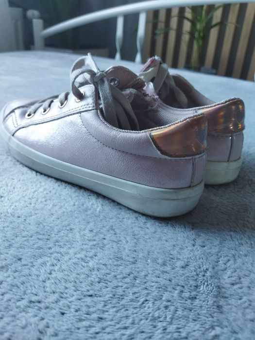 Buty dla dziewczynki 31