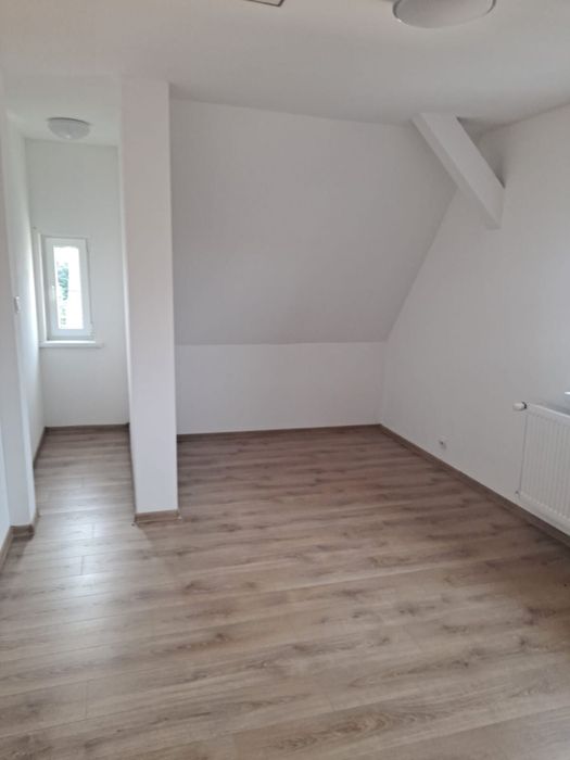 Mieszkanie wynajem 3 pokoje 72 m2 Koźle