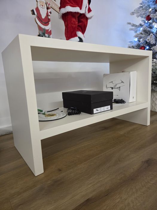 Móvel com prateleira MDF hidrófugo lacado