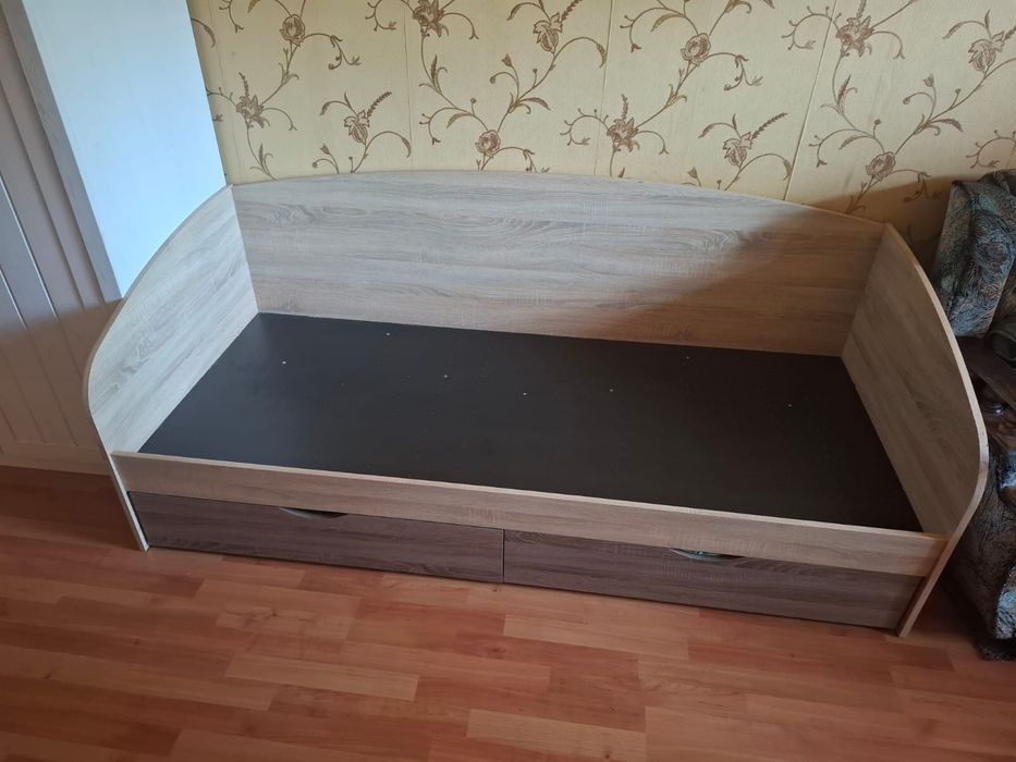 Кровать подростковая б/у
