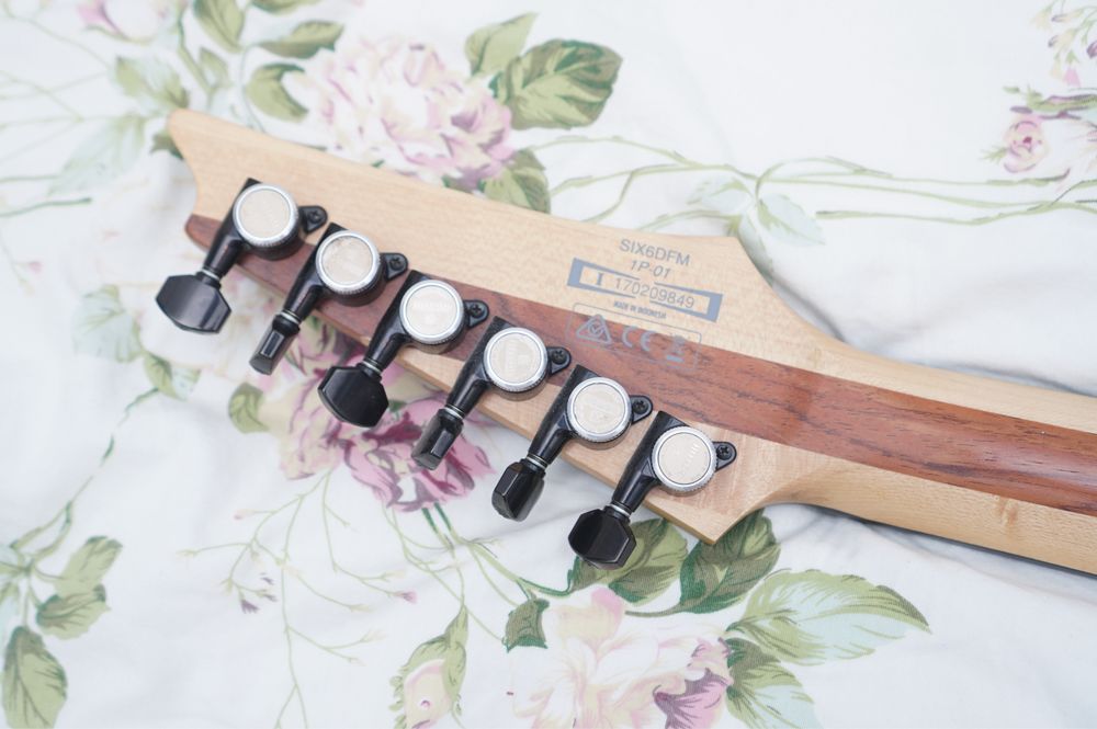 Ibanez SIX6DFM iron label