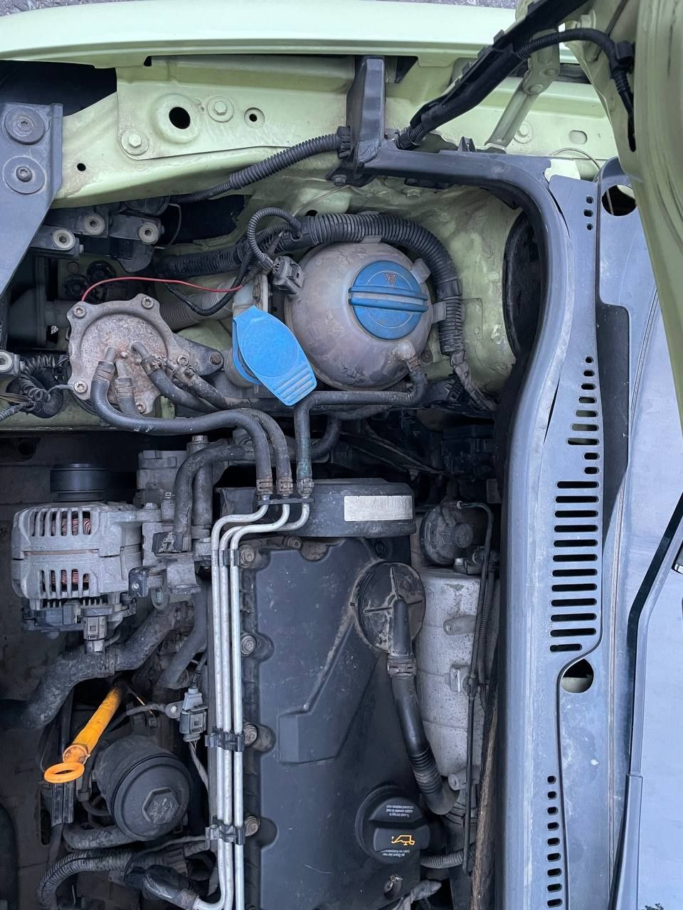 Volkswagen Caddy 2,0  дизель 2005рік