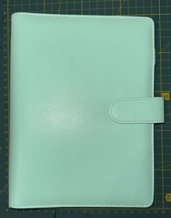 Обкладинка для планера на кільцях із магнітом, світла м’ята.