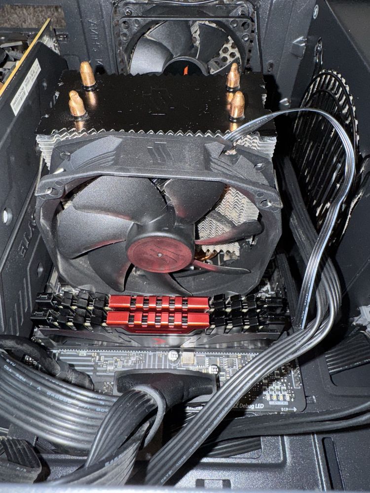 Komputer intel i5, 1660 ti, 16ram, dysk m2