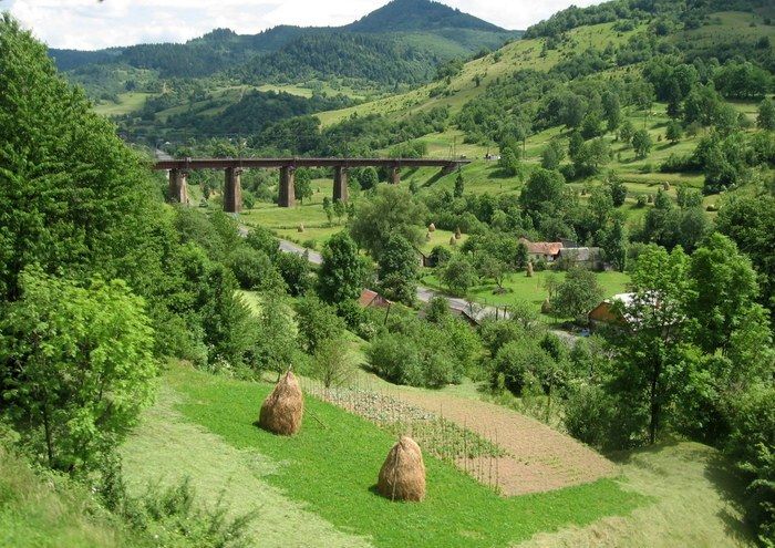 25 соток, мінеральні води, заповідники, кордон Польщі та Словаччини