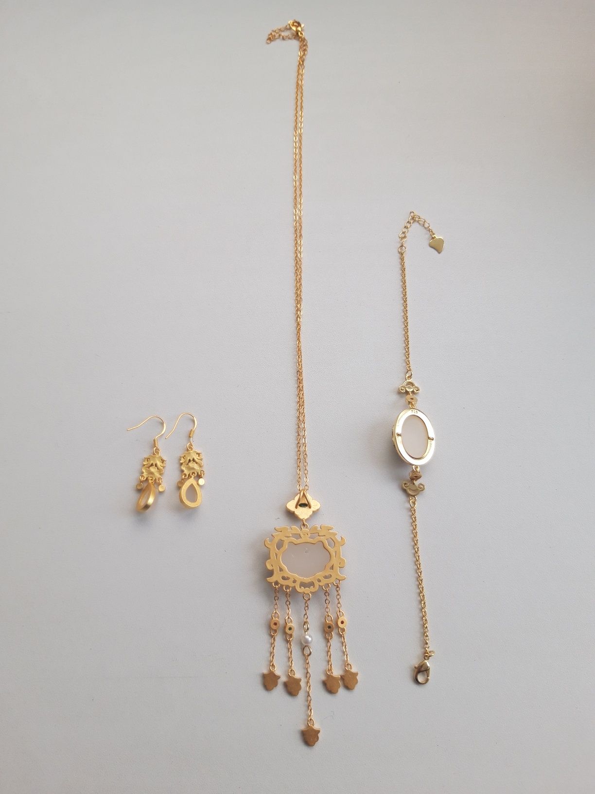 Conjunto: colar, pulseira e brincos (imitação jóias chinesas) - NOVO!