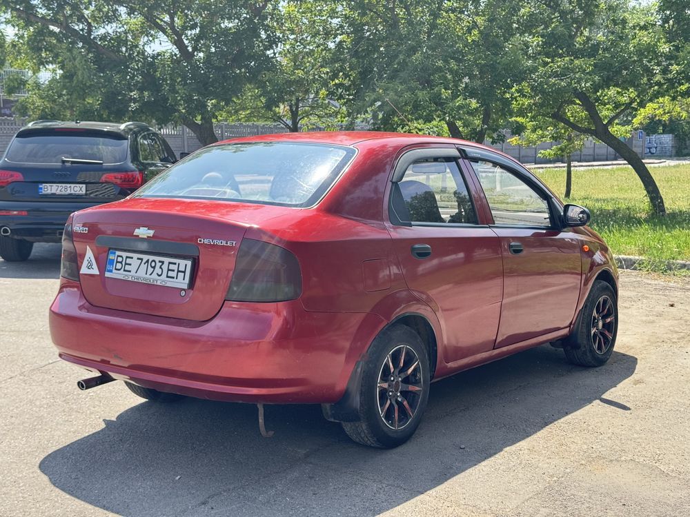 Авто шевроле авео