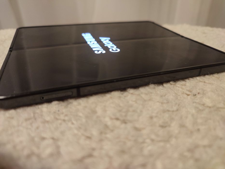 Samsung Galaxy Fold 4 12/256 GB