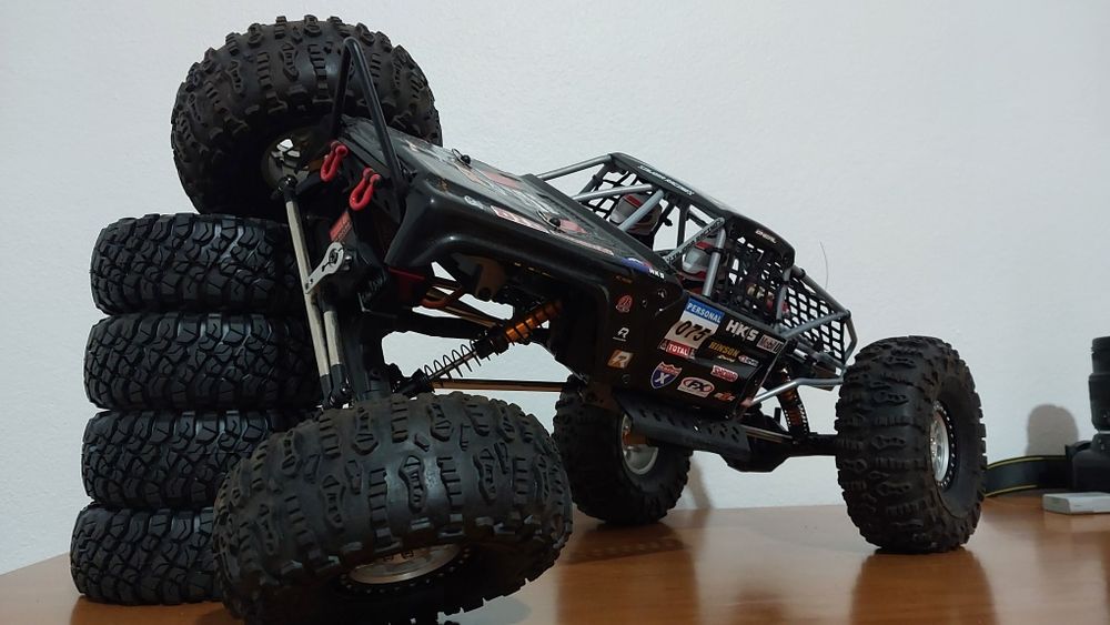 Rc crawler rgt 18000