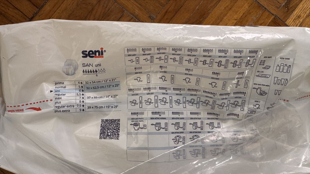 Pieluchy Seni San anatomiczne UNI 10 sztuk Nowe
