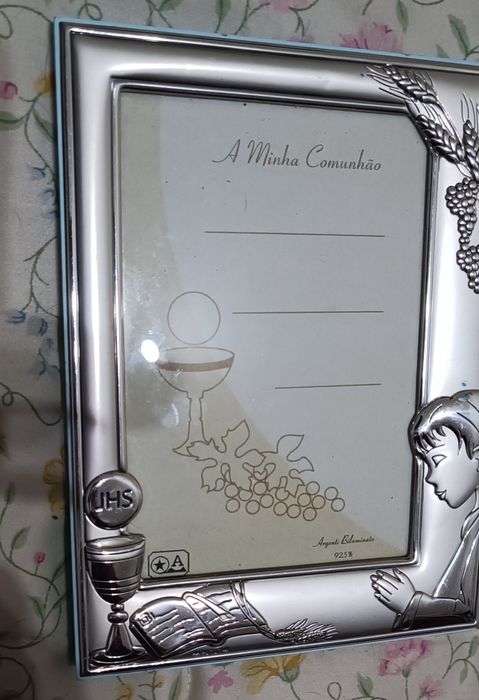 Moldura com prata platinada