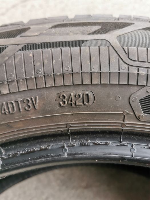 Paea opon 215/60R17C 109/107T Continental VanContact Eco #