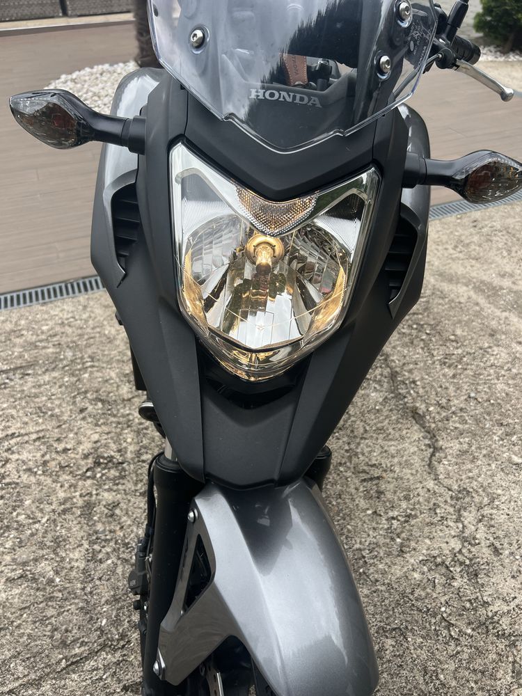 Honda NC750X como nova