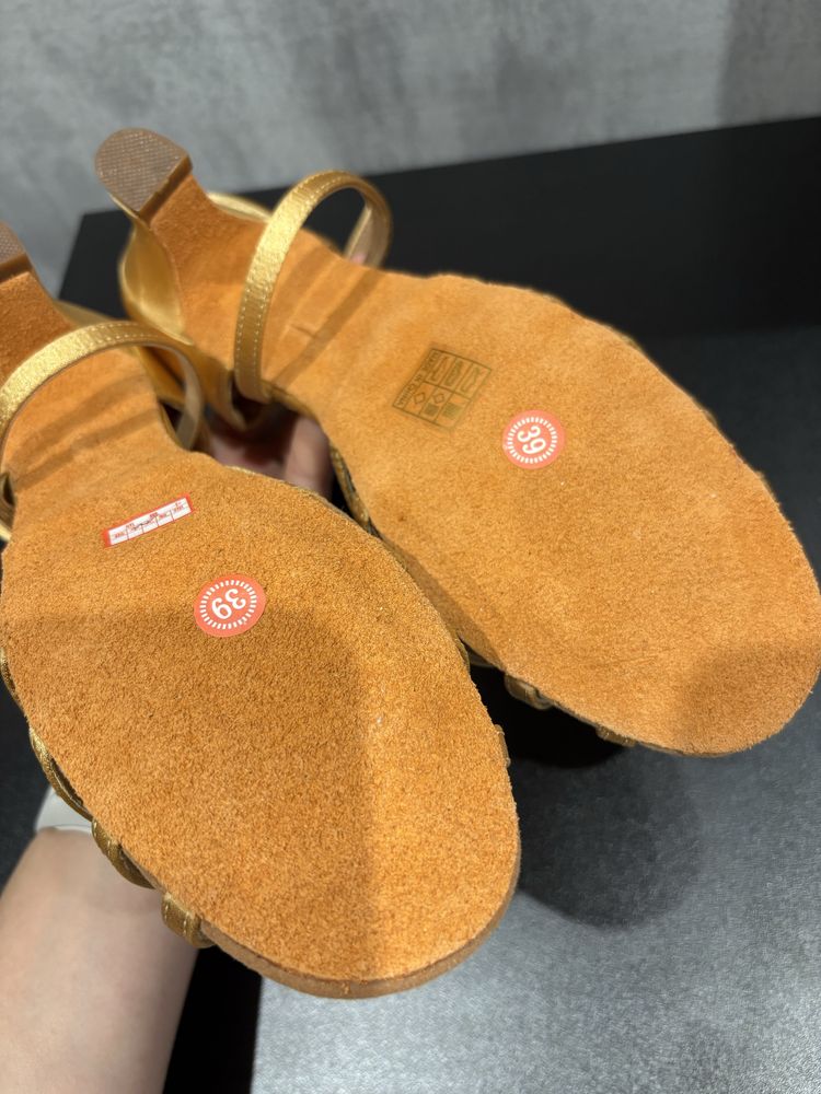 Buty do tańca r. 39