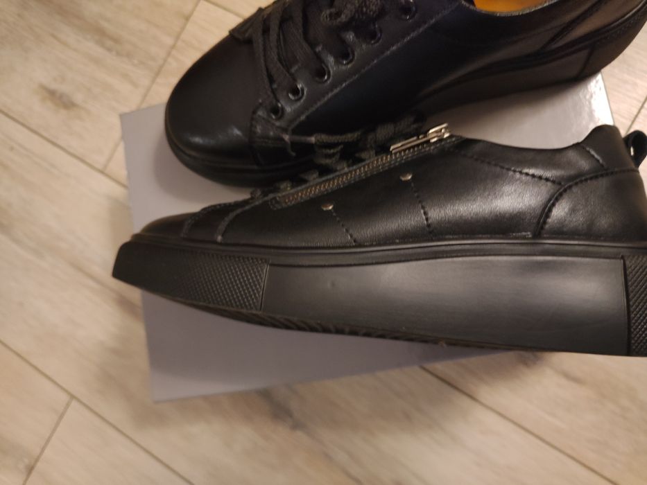 VENEZIA czarne buty na suwak  roz 40