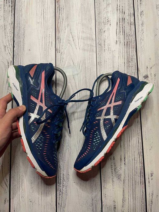 Кроссовки Asics Gel-Kayano 23