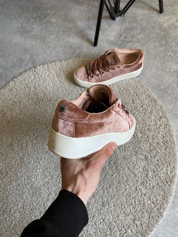 Steve Madden оригінал жіночі кросівки кеди снікери на платформі велюр
