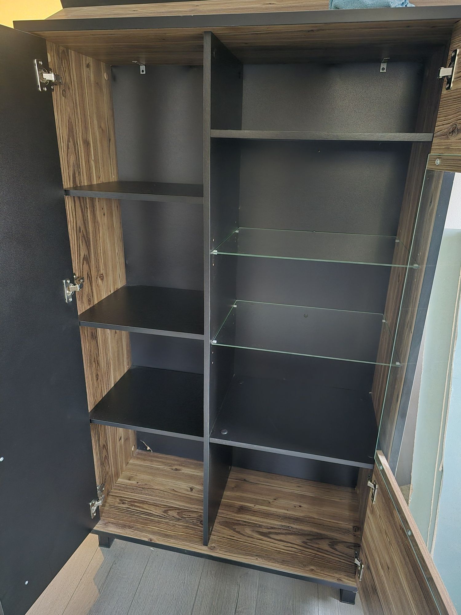 Elegancka Witryna Loft/szafka + półka na ścianę