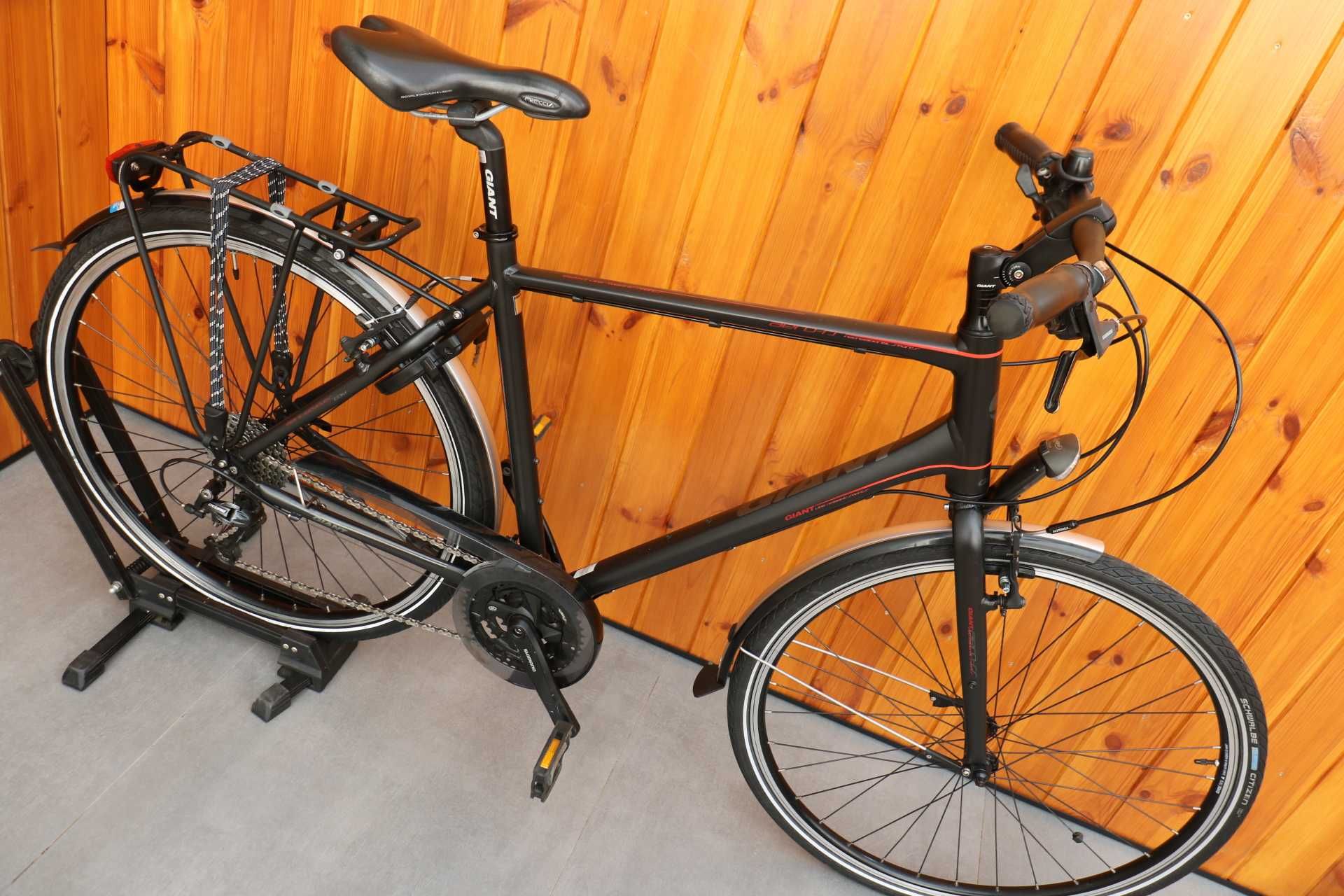 Rower męski Giant Aero. H 55. I inne rowery z Holandii