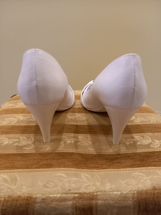 Buty ślubne, wizytowe czółenka rozm. 34,35,37,41