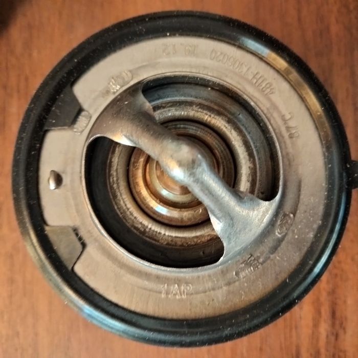 Термостат ЗАЗ ВІДА 1.5 CHERY(оригінал)