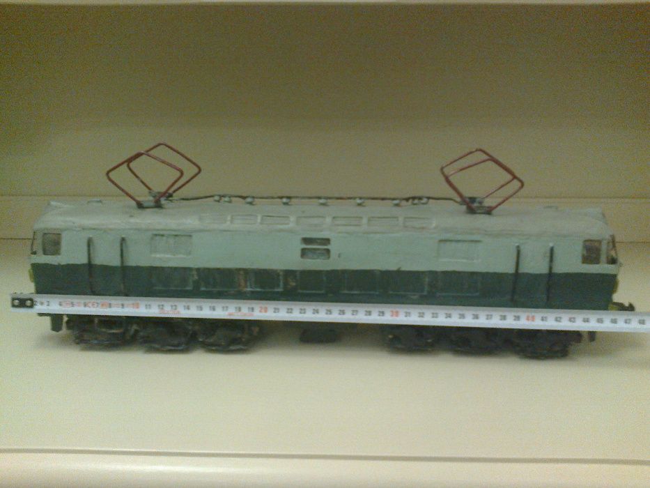 model lokomotywy ET22 unikat