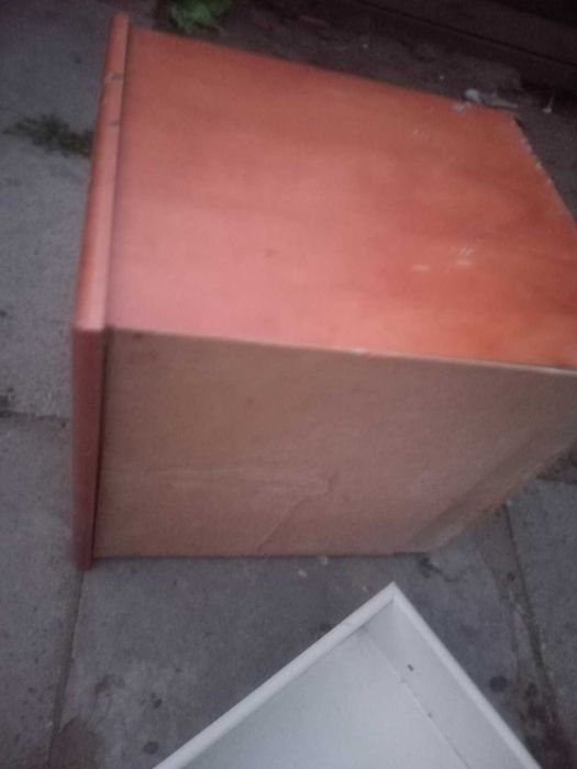 Тумба приліжкова в спальню