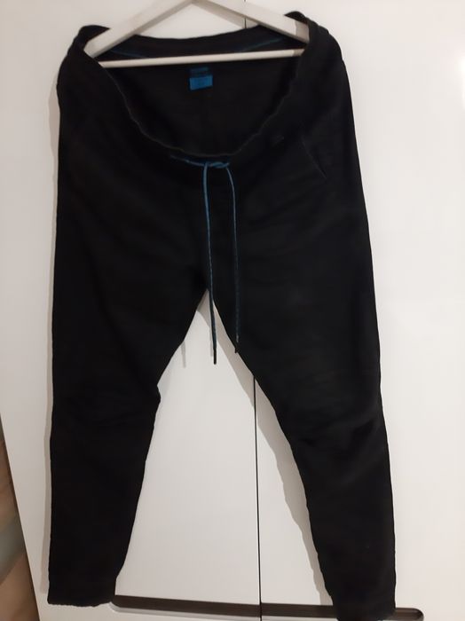 Spodnie Cropp jogger