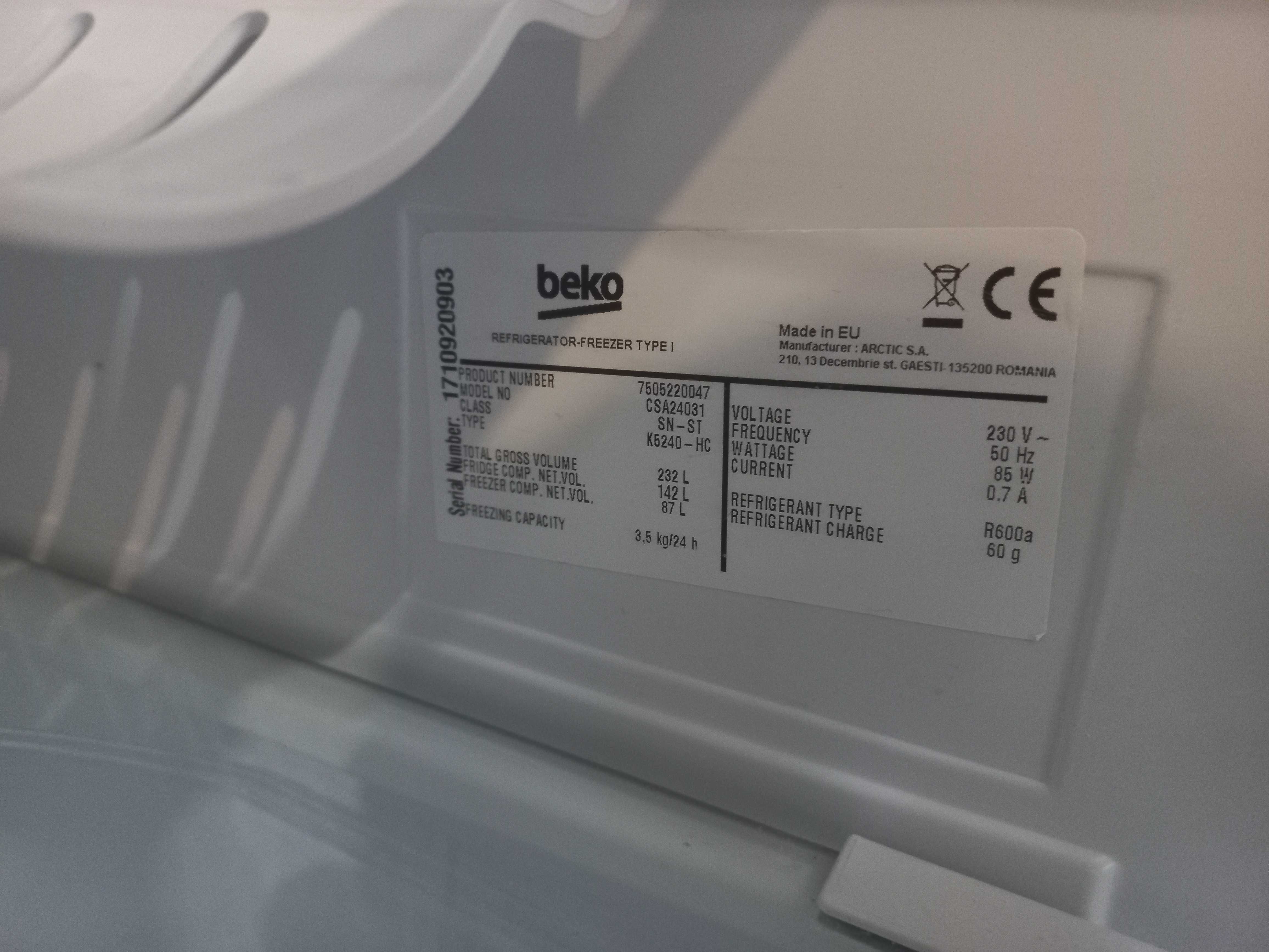 Lodówko-zamrażarka Beko CSA24031