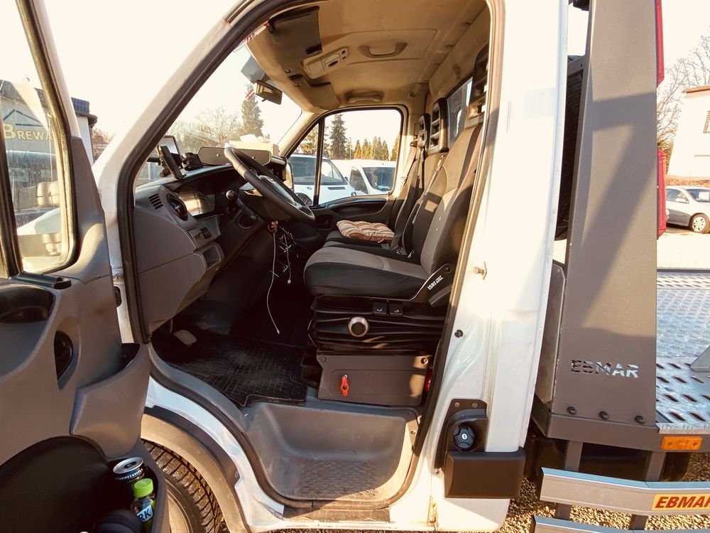 Auto laweta  iveco 2014 poj3.0 klima zadbamy