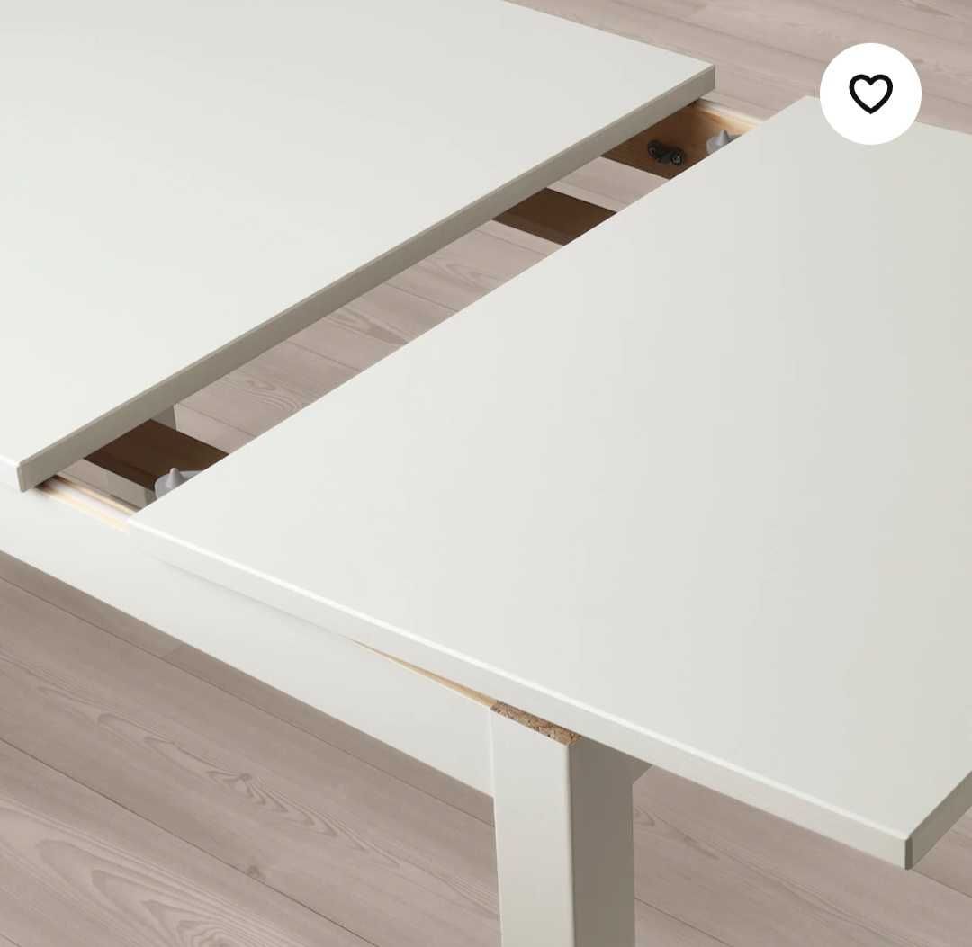 Mesa extensível com 6 cadeiras