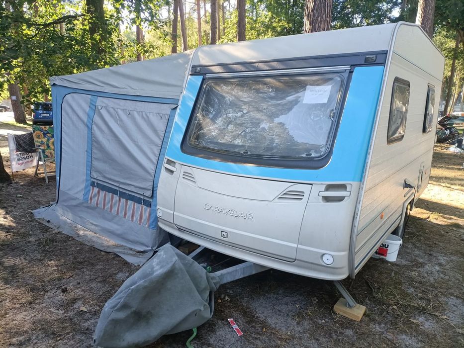 Caravelair BRASILIA  SUPER STAN Lekka 4-osobowa+2osoby kabina w przedsionku=6osób DMC-900kg
