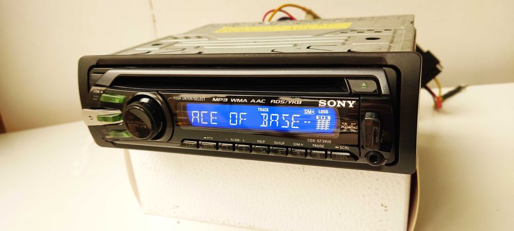 SONY XPLOD CDX-GT39U с bluetooth MOSFET 4Х52 магнитола  в машину