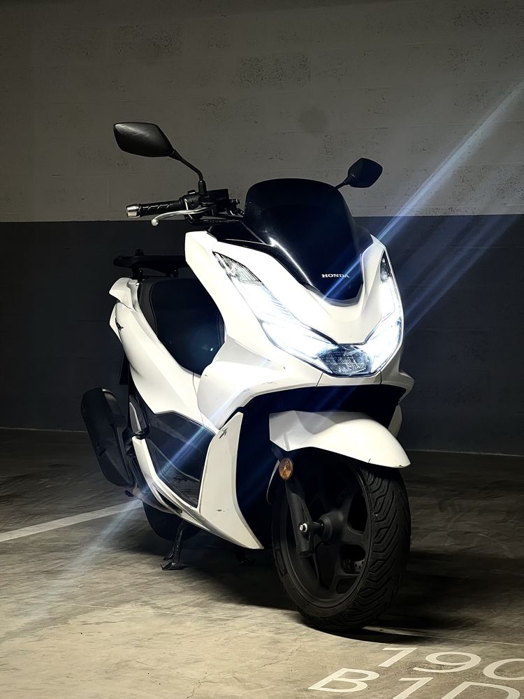Honda pcx 2021 e 17.000km