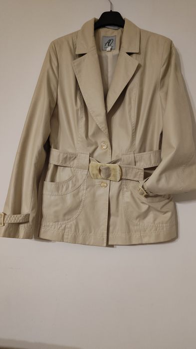 Sprzedam kurtkę lekką elegancką