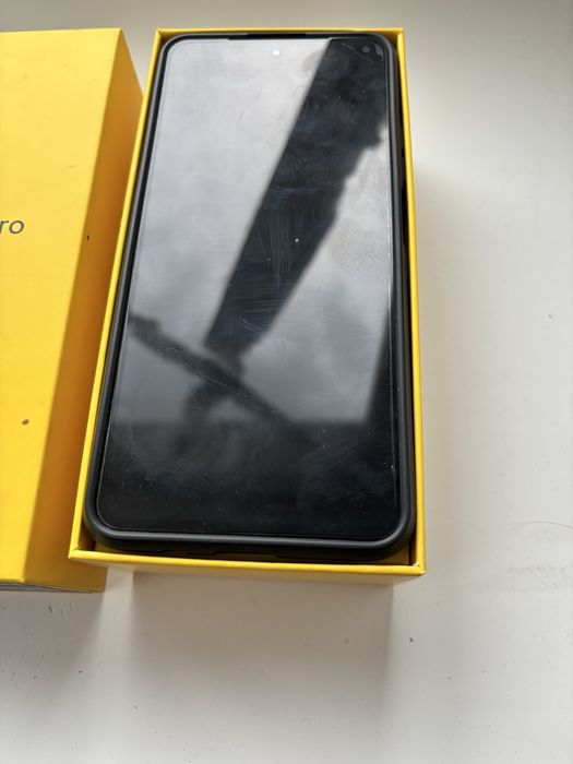 Продам телефон poco m4 pro 4/64