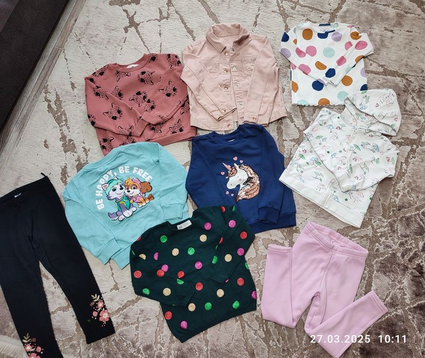 Пакет одягу на дівчинку