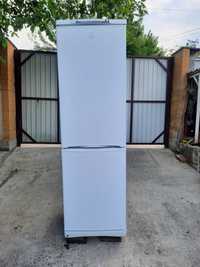 Двухкамерный холодильник INDESIT SB 200 ( под ремонт)