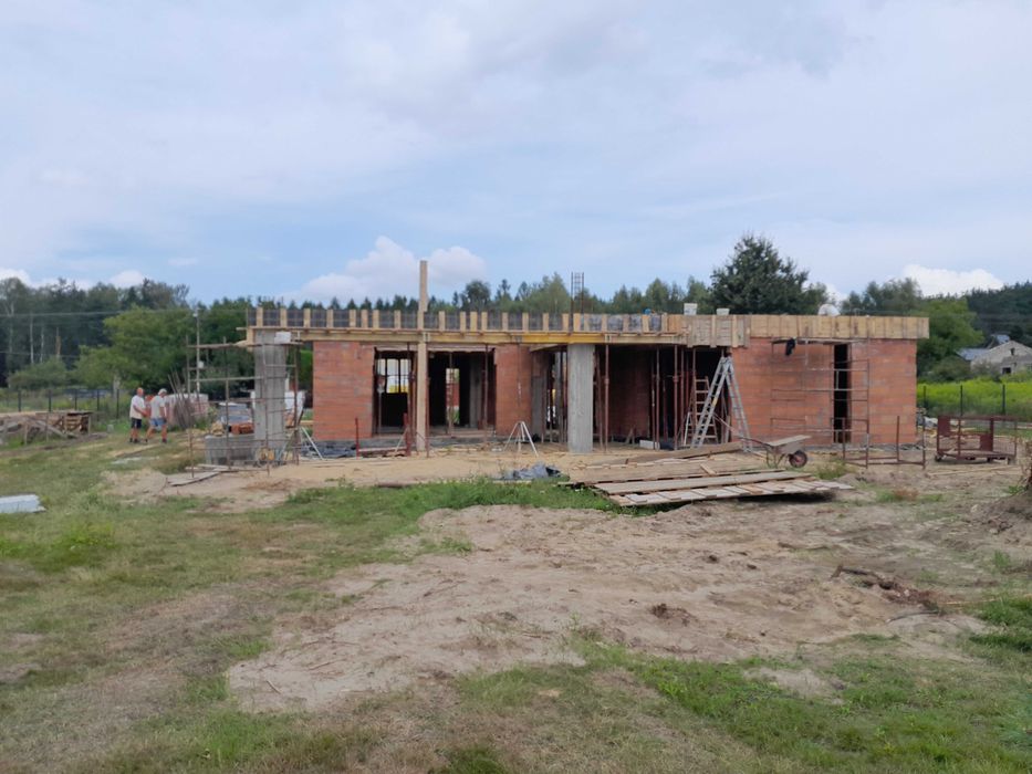 NAJTANIEJ! Wynajem szalunków stropowych i elewacyjnych – Solidne