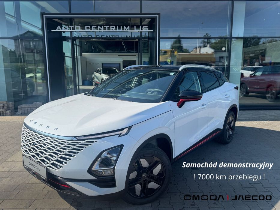 Omoda 5 OMODA 5 Premium (DEMO) CarbonBlack&Khakiwhite