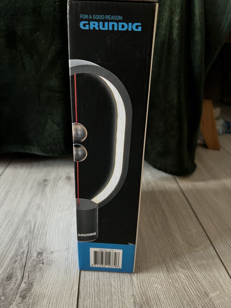 Lampa GRUNDIG Balance Lamp 4w magnetyczne kulki nowe