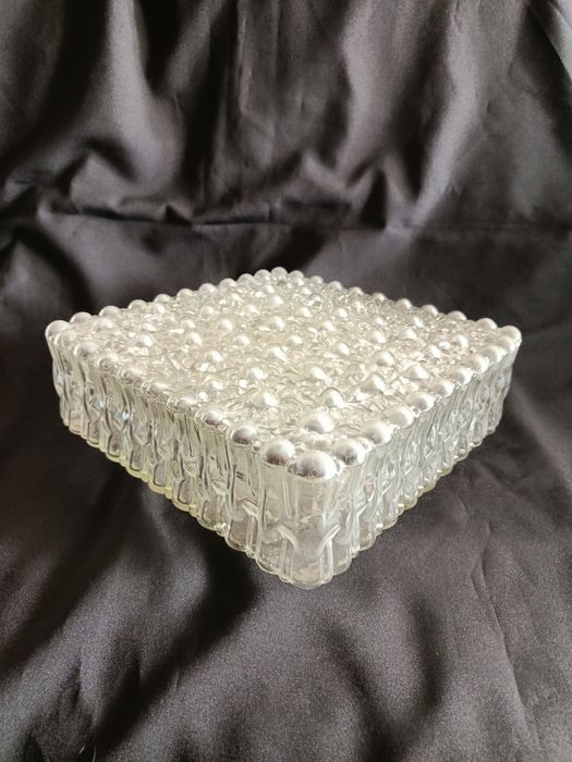 Iluminação vintage - Helena Tynell - Anos 60/70