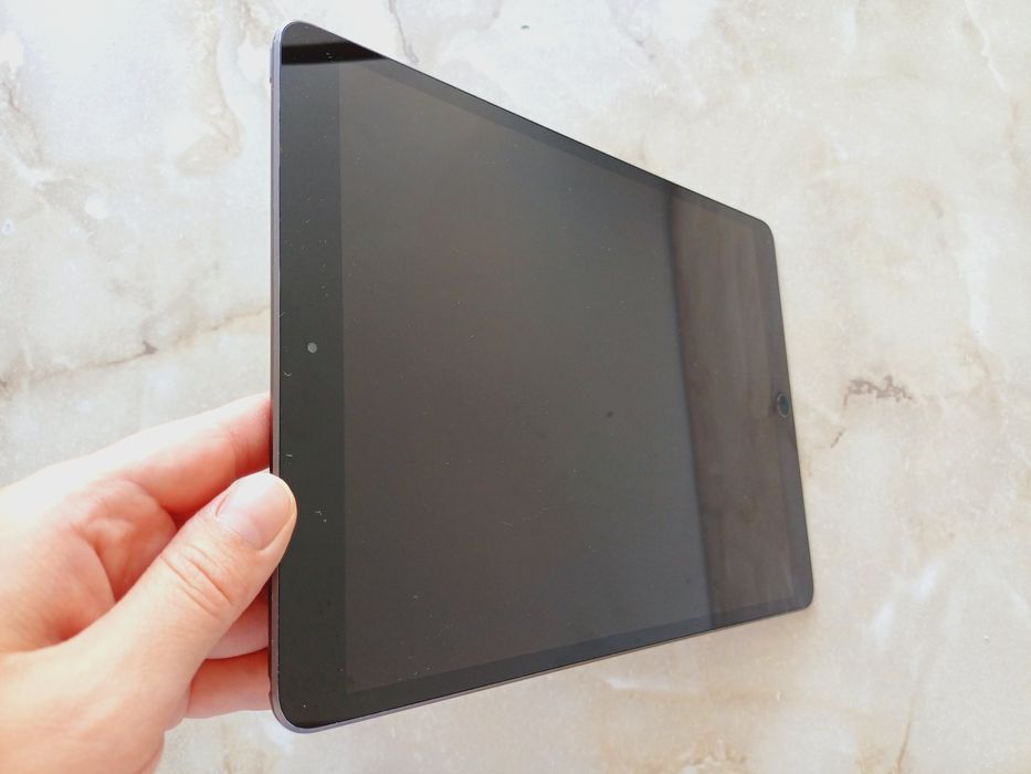 iPad Air 3 -го покоління. Під ремонт