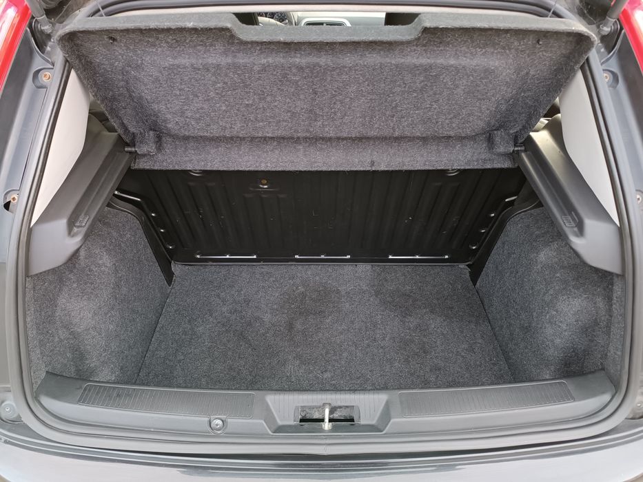 Fiat Punto 5 drzwi opony zimowe