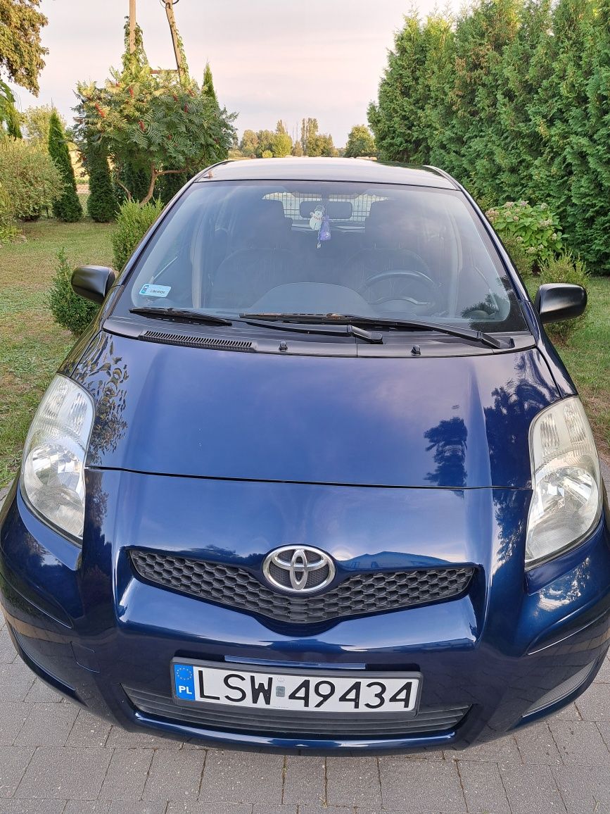 Toyota Yaris 2011r