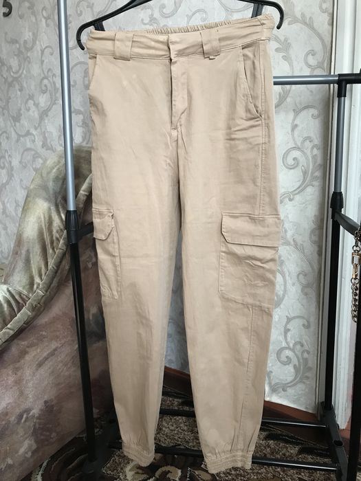 Джогери Pull&Bear. Розмір M