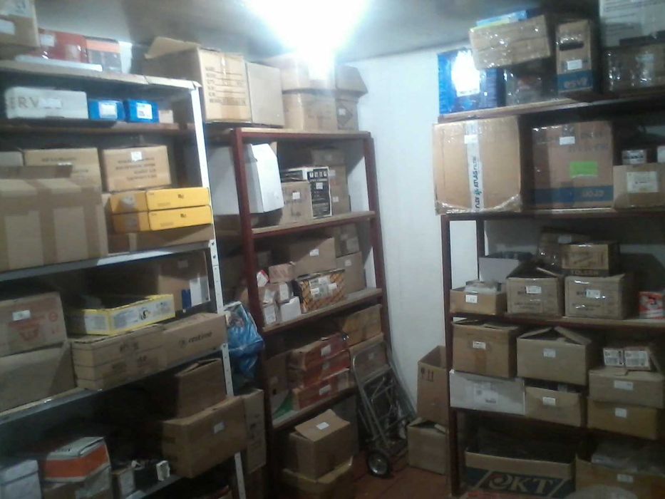 Продам магазин на Завокзальному ринку